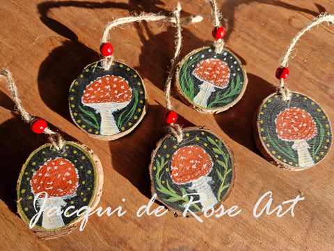 Small Yule Blessing / Decoration - Fly Agaric - 1 Mushroom